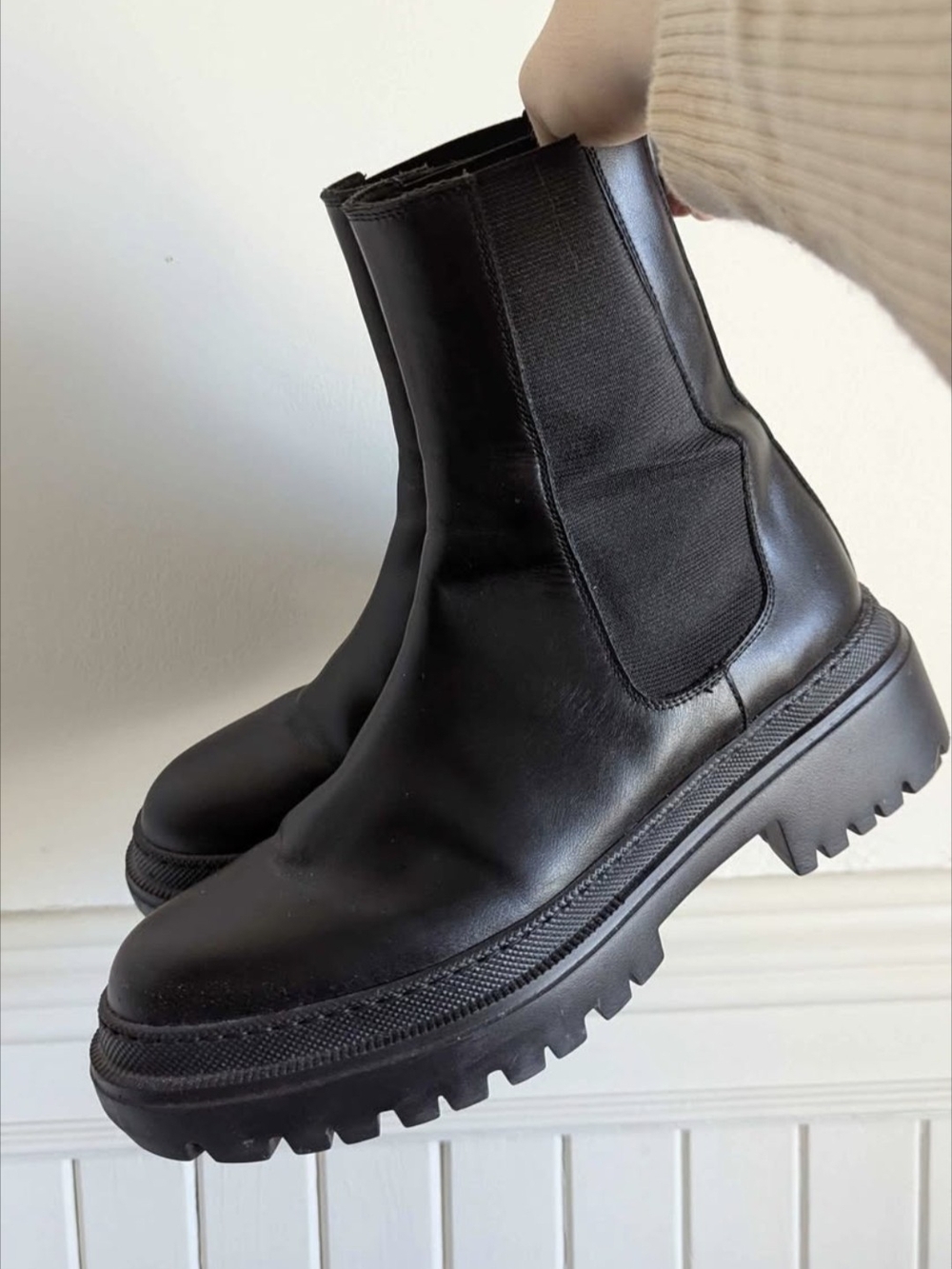 Maguire Corticella Leather Unlined Boots sz8